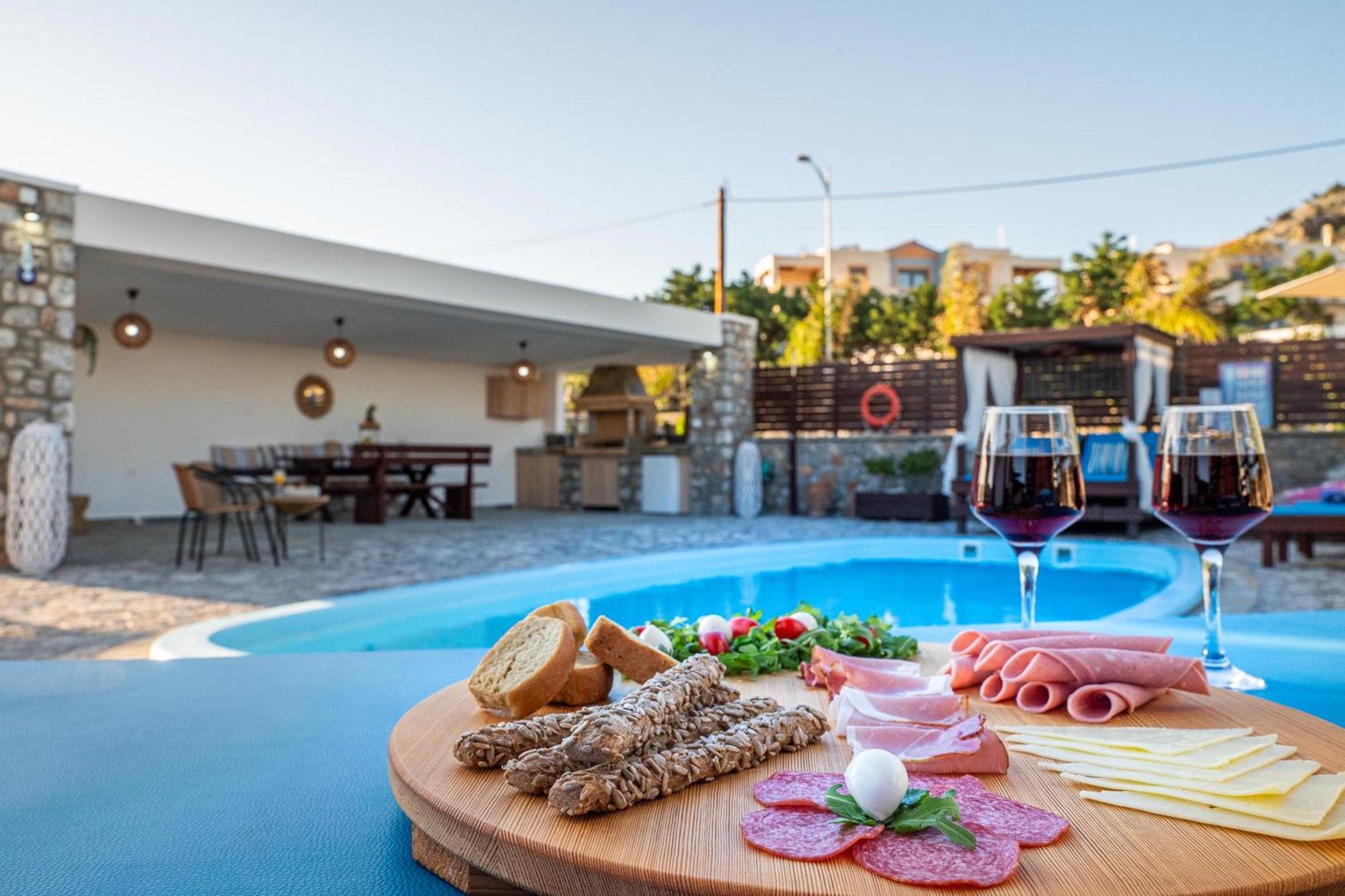 Maripaul Family Villa Лардос Екстериор снимка